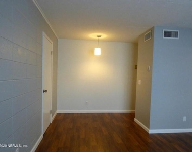 2960 Remington Street - Photo Thumbnail 6