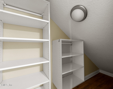 2114 Gail Avenue - Photo Thumbnail 12