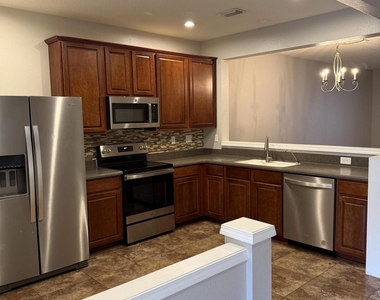 4180 Crownwood Drive - Photo Thumbnail 10