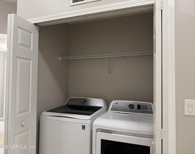 4180 Crownwood Drive - Photo Thumbnail 22