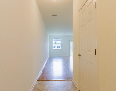 7841 Merchants Way - Photo Thumbnail 2