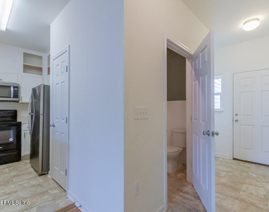 7841 Merchants Way - Photo Thumbnail 3