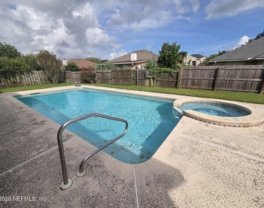 3604 Meadowgreen Lane - Photo Thumbnail 7