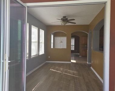 3604 Meadowgreen Lane - Photo Thumbnail 6