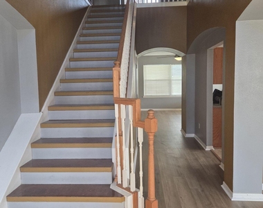 3604 Meadowgreen Lane - Photo Thumbnail 5