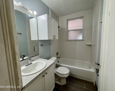 2506 Park Street - Photo Thumbnail 8