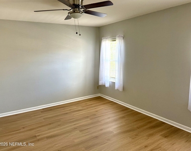 1815 Van Wert Avenue - Photo Thumbnail 20