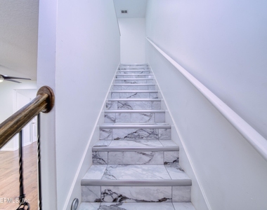 7019 Coldwater Drive - Photo Thumbnail 13