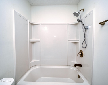 7019 Coldwater Drive - Photo Thumbnail 20