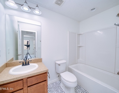 7019 Coldwater Drive - Photo Thumbnail 19