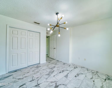 7019 Coldwater Drive - Photo Thumbnail 17