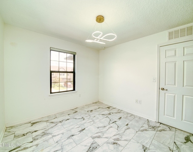 7019 Coldwater Drive - Photo Thumbnail 24