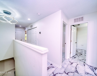 7019 Coldwater Drive - Photo Thumbnail 14