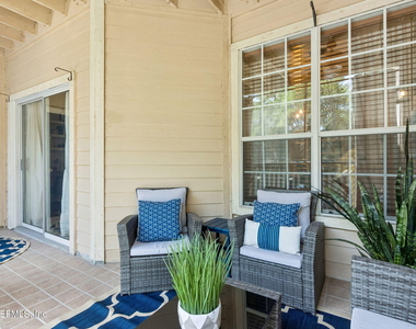 211 Colima Court - Photo Thumbnail 27