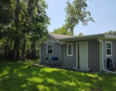 5147 Corsair Avenue - Photo Thumbnail 15