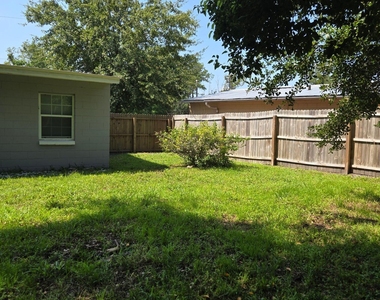 5147 Corsair Avenue - Photo Thumbnail 16