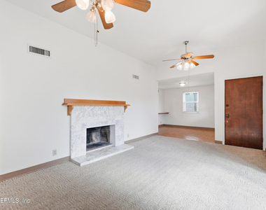 1800 1st Street - Photo Thumbnail 11
