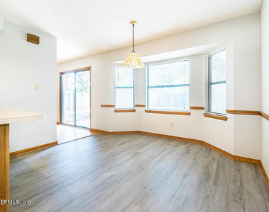 12555 Allport Road - Photo Thumbnail 5