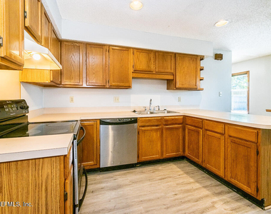 12555 Allport Road - Photo Thumbnail 7