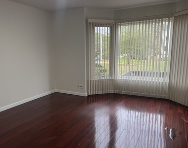 400 Ascot Drive - Photo Thumbnail 7