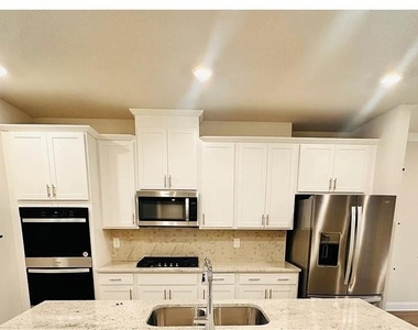 4729 Red Lion Place - Photo Thumbnail 6