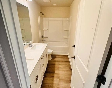 4729 Red Lion Place - Photo Thumbnail 2