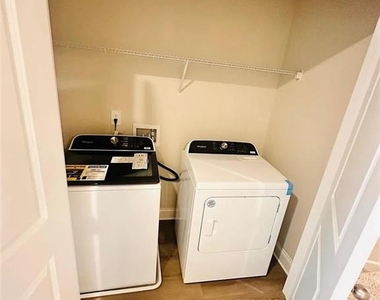 4729 Red Lion Place - Photo Thumbnail 8