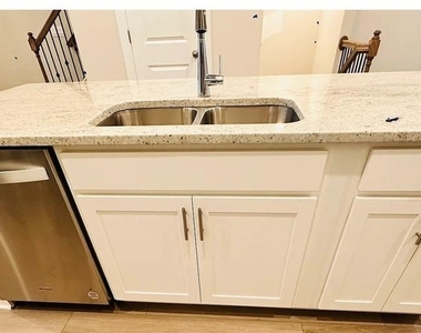 4729 Red Lion Place - Photo Thumbnail 7