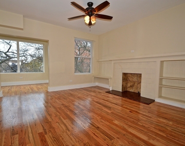 5811 S Michigan Avenue - Photo Thumbnail 2