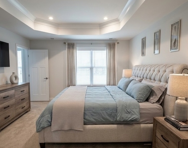 10609 Paige Circle - Photo Thumbnail 14