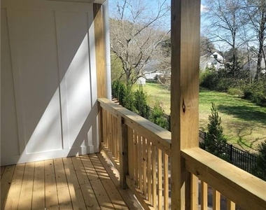 121 Pearl Street - Photo Thumbnail 3
