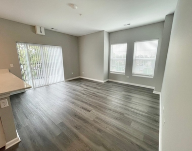 11808 W Coral Street - Photo Thumbnail 5