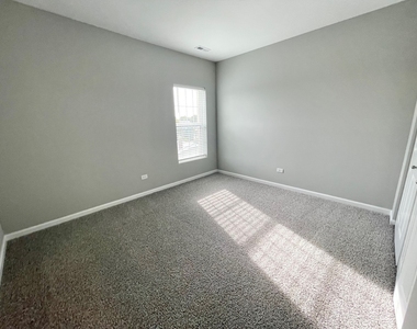 11808 W Coral Street - Photo Thumbnail 9