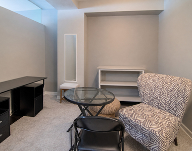 4537 S Drexel Boulevard - Photo Thumbnail 11