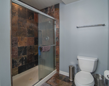 4537 S Drexel Boulevard - Photo Thumbnail 10