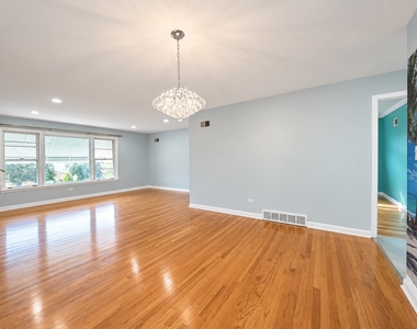 8608 W Carmen Avenue - Photo Thumbnail 6