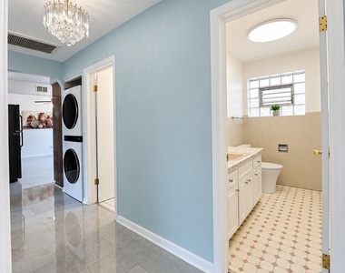 8608 W Carmen Avenue - Photo Thumbnail 31
