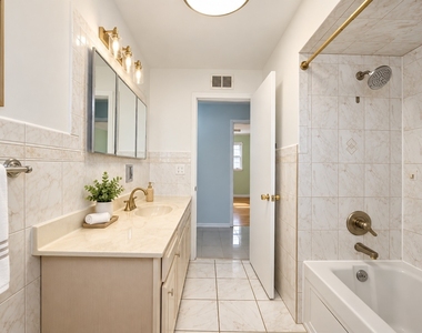 8608 W Carmen Avenue - Photo Thumbnail 26