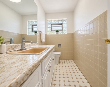 8608 W Carmen Avenue - Photo Thumbnail 35