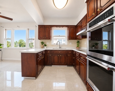 8608 W Carmen Avenue - Photo Thumbnail 10