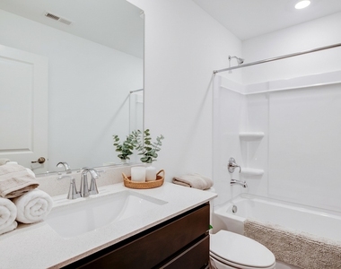 235 Cooney Way - Photo Thumbnail 19