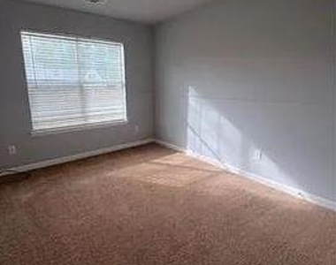 1363 Wilkes Crest Court - Photo Thumbnail 9