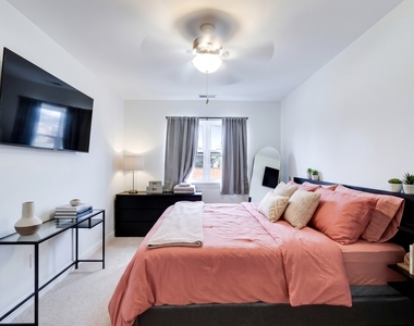 1346 W Cullerton Street - Photo Thumbnail 11