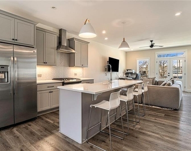 3454 Elkins Street - Photo Thumbnail 8