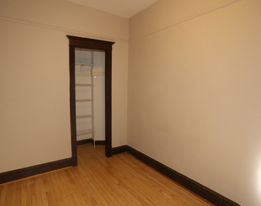 1927 W Schiller Street - Photo Thumbnail 11