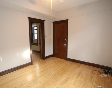 1927 W Schiller Street - Photo Thumbnail 8
