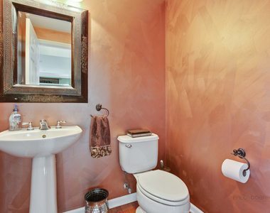 10 Eagle Ridge Drive - Photo Thumbnail 5