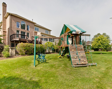 10 Eagle Ridge Drive - Photo Thumbnail 38