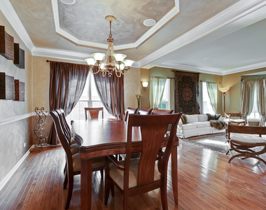 10 Eagle Ridge Drive - Photo Thumbnail 4