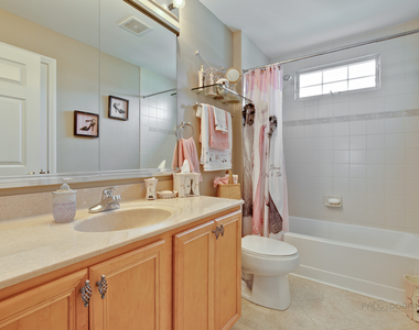 10 Eagle Ridge Drive - Photo Thumbnail 25
